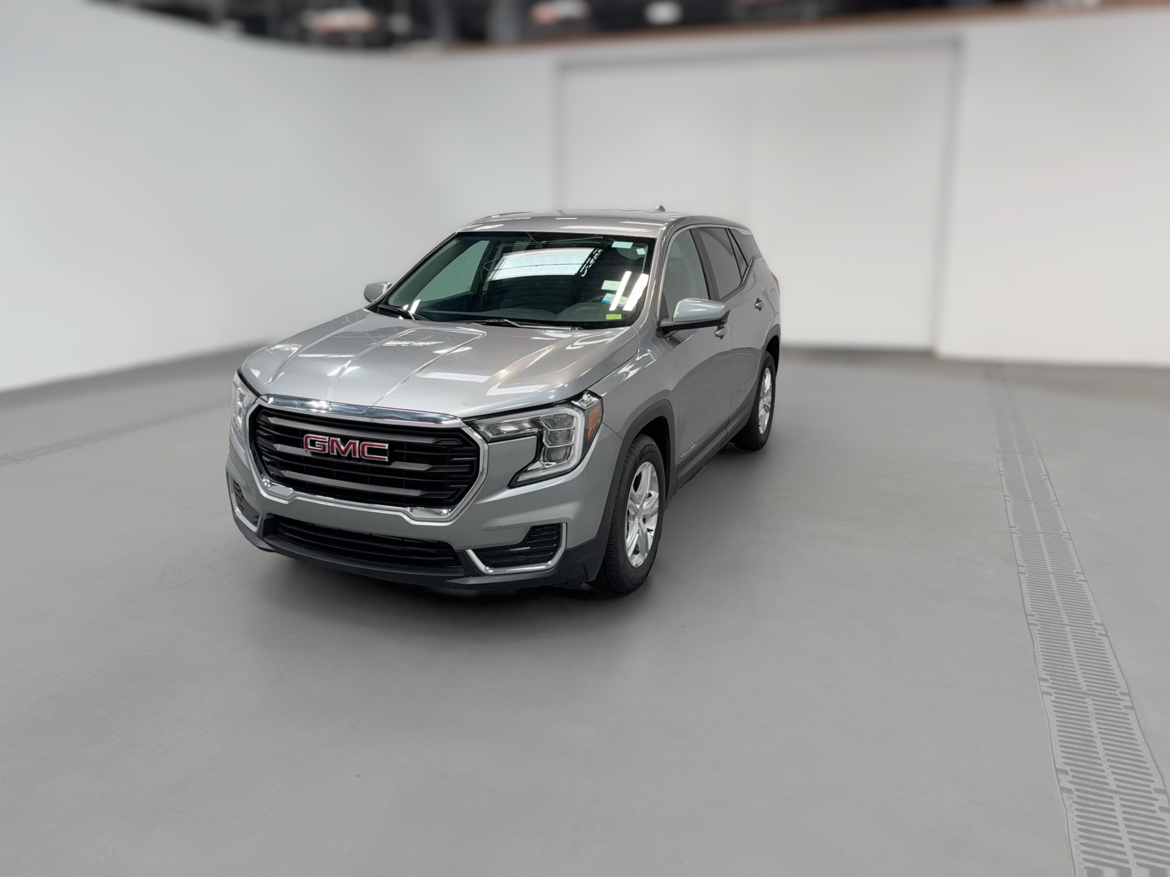 2024 GMC Terrain SLE - Photo 23