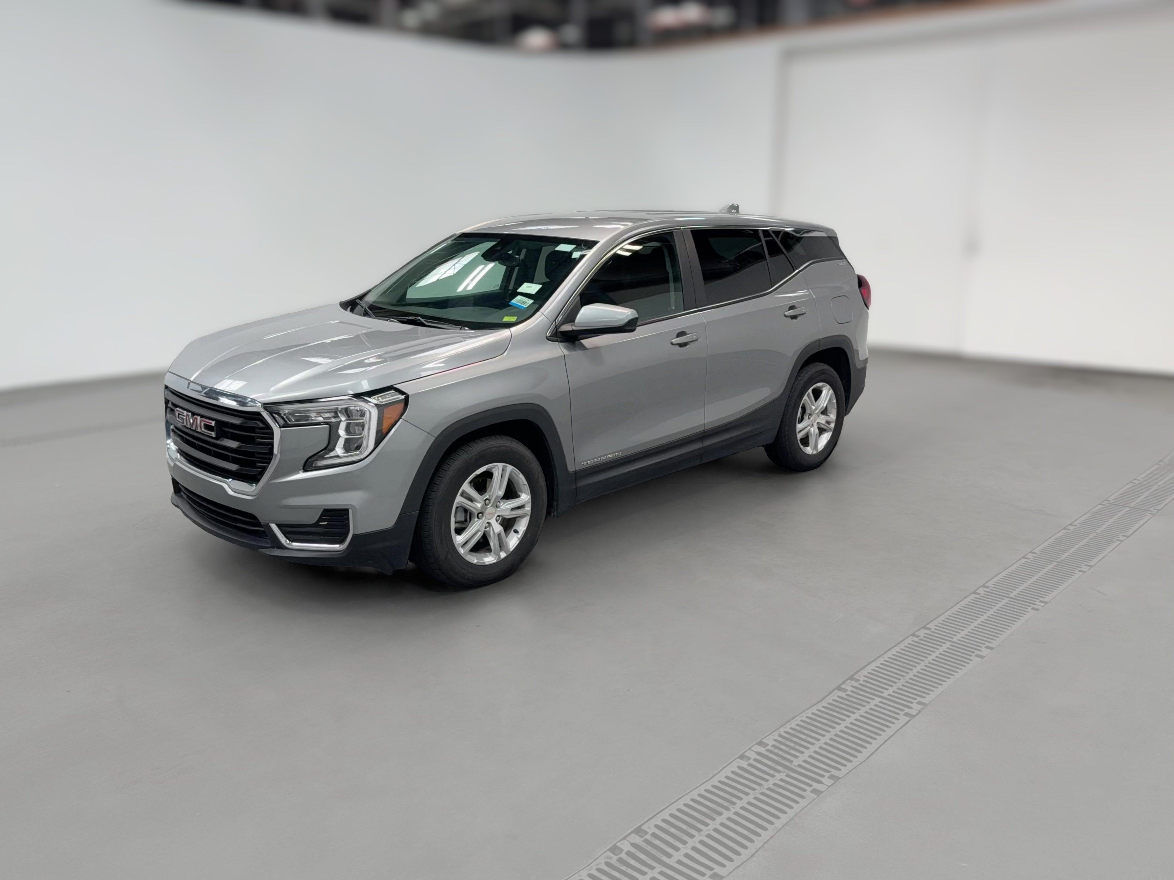 2024 GMC Terrain SLE - Photo 24