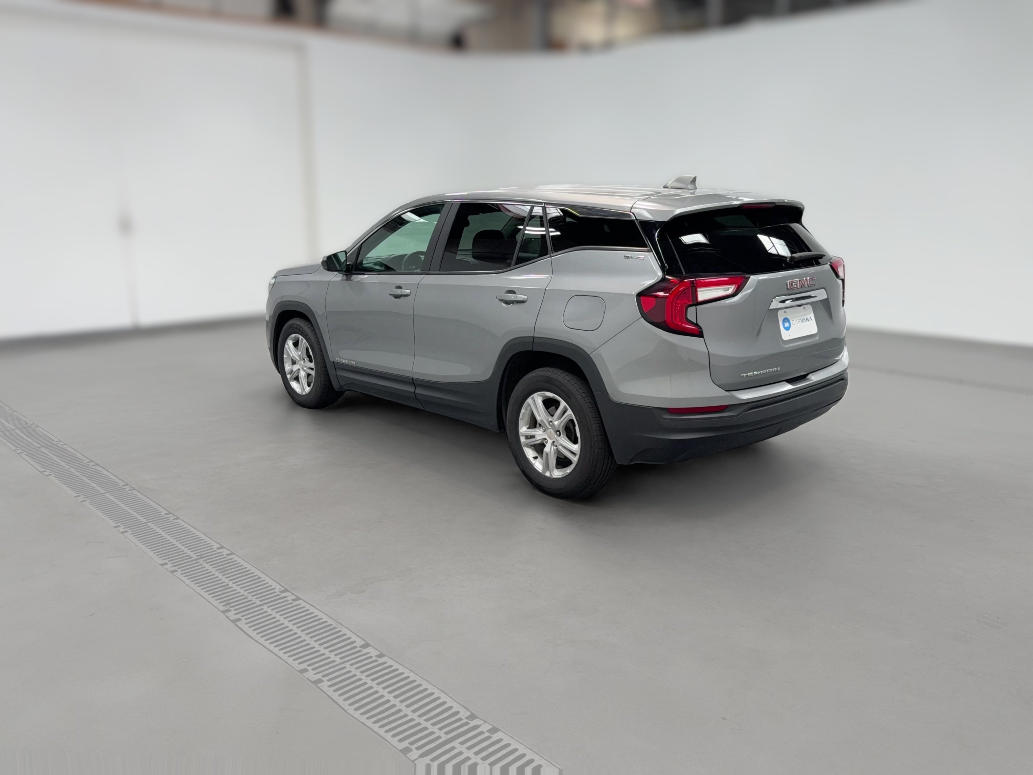 2024 GMC Terrain SLE - Photo 28