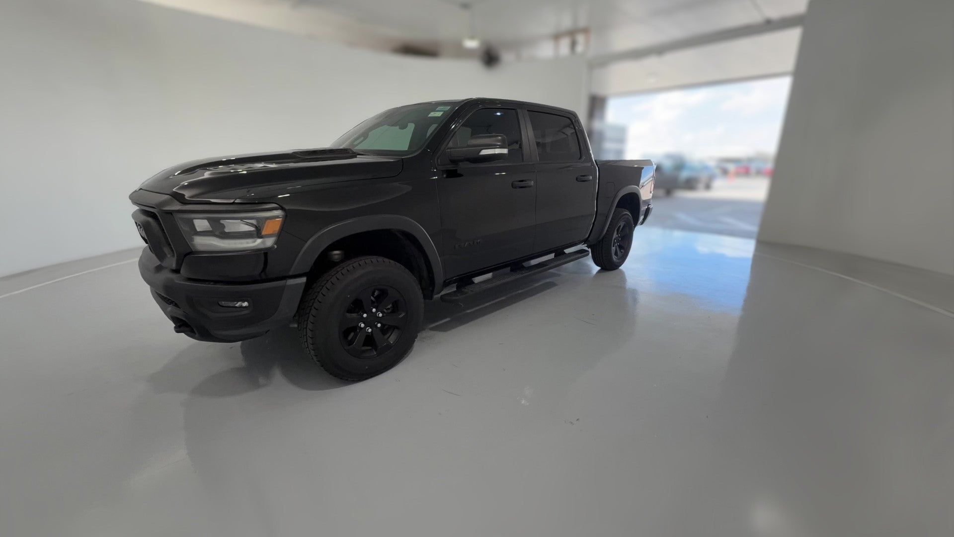 2021 Ram 1500 Crew Cab vehicle photo