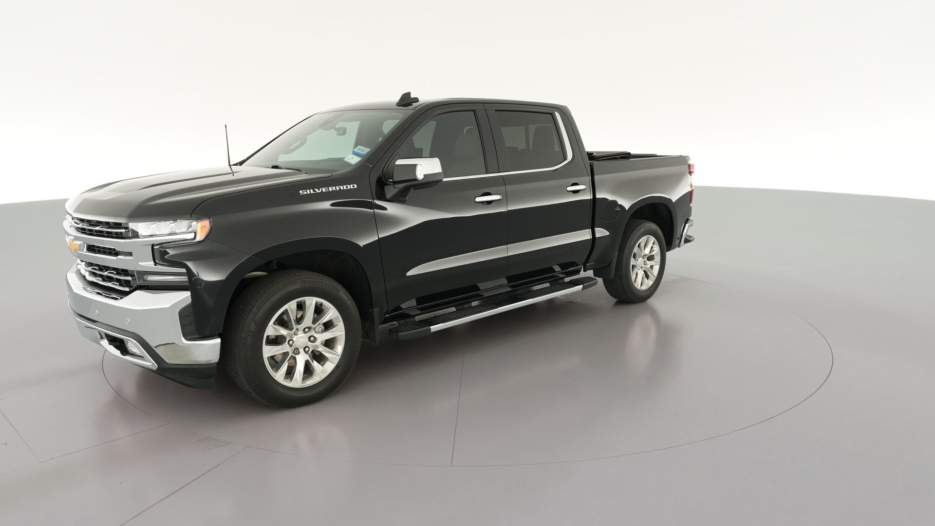 2019 Chevrolet Silverado 1500 Crew Cab vehicle photo