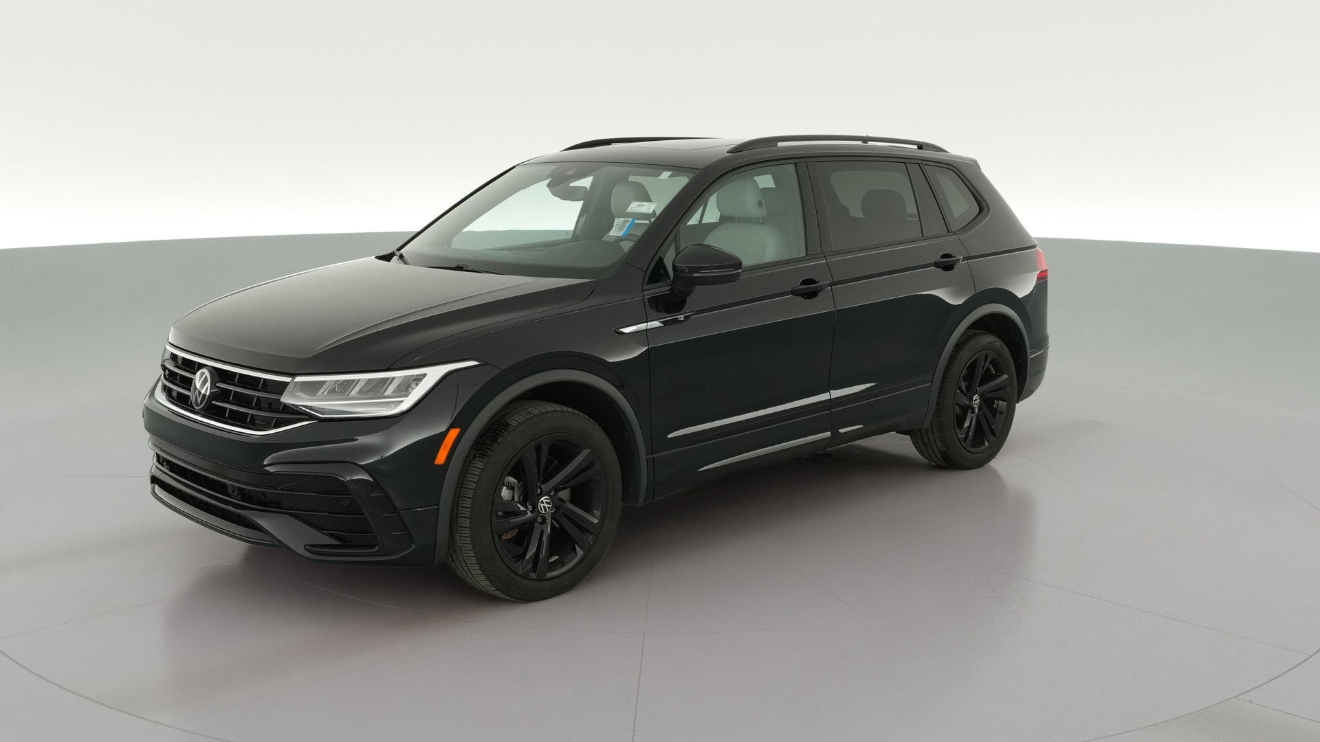 2024 Volkswagen Tiguan vehicle photo