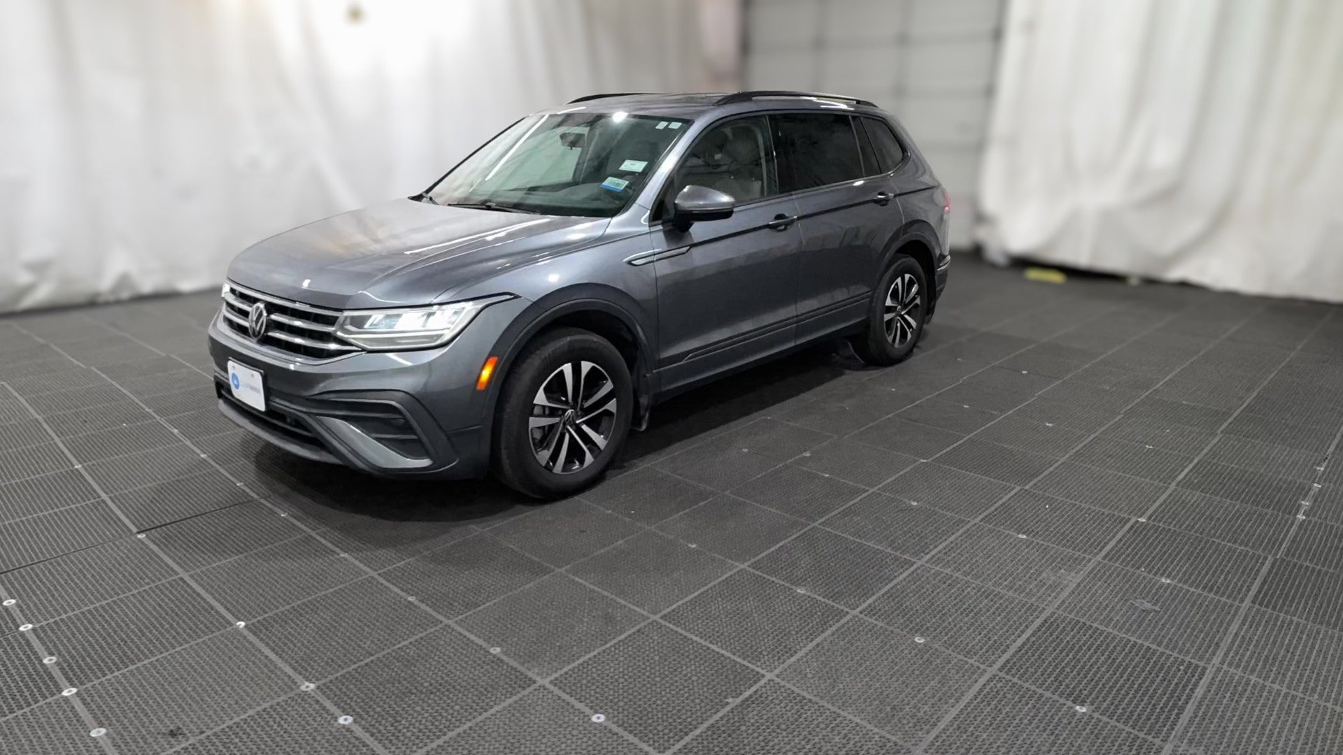 2022 Volkswagen Tiguan vehicle photo