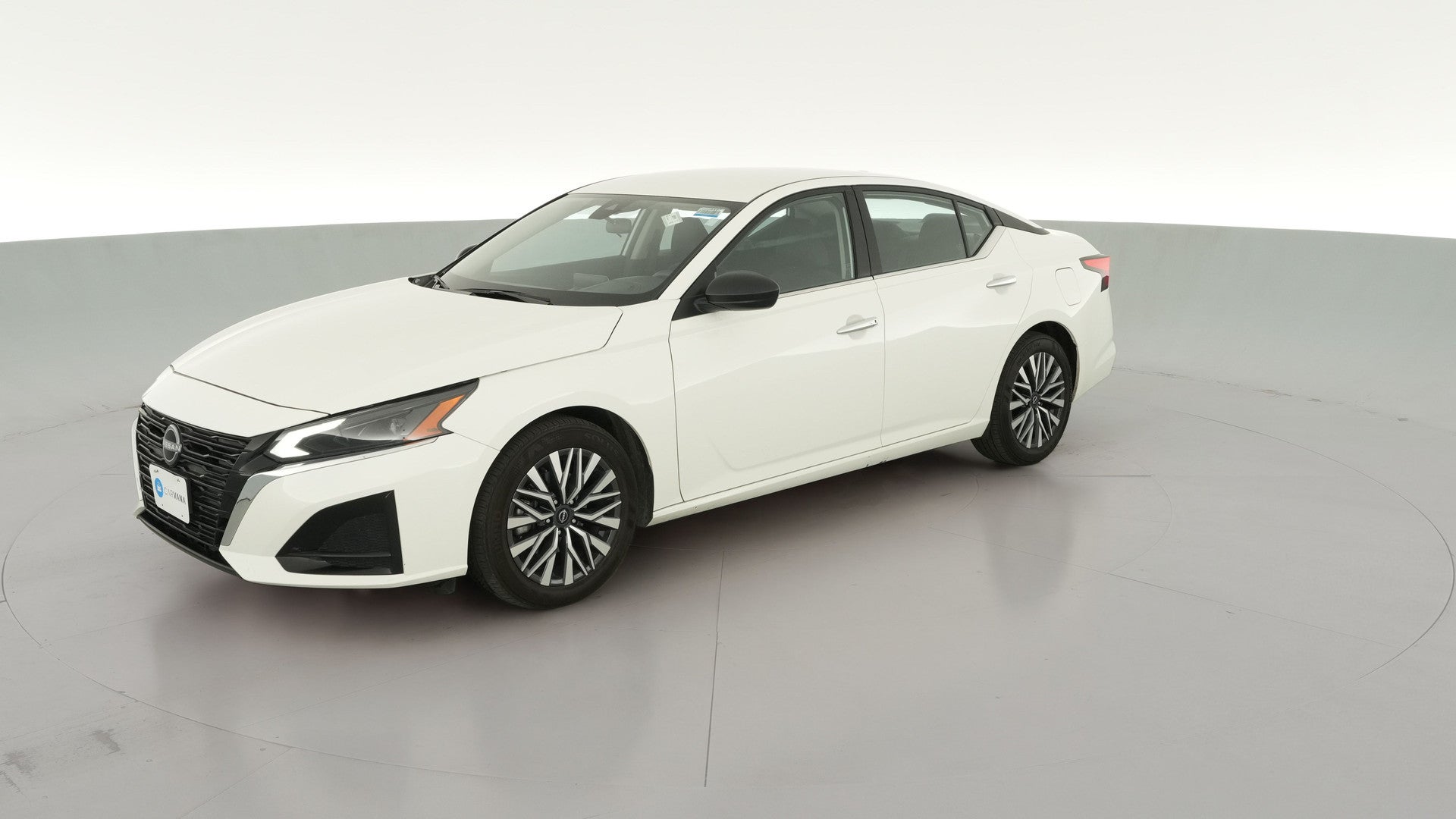 2025 Nissan Altima vehicle photo