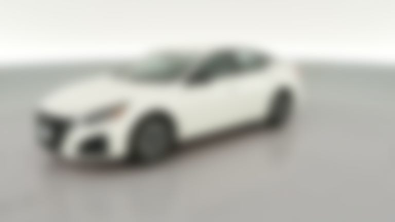 2025 Nissan Altima vehicle photo