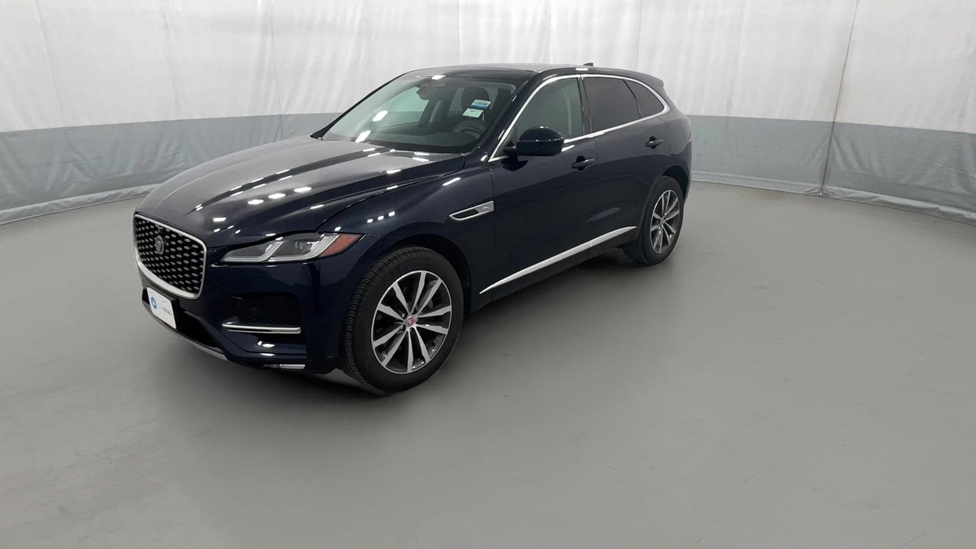 2021 Jaguar F-PACE vehicle photo