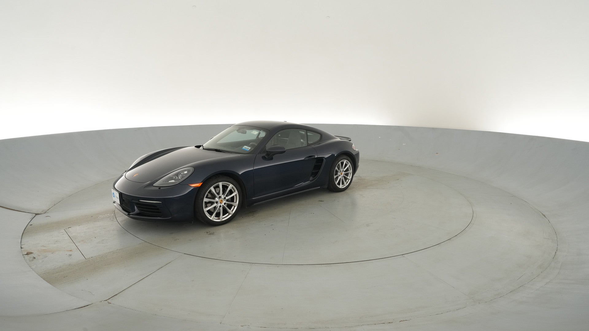 2018 Porsche 718 Cayman vehicle photo
