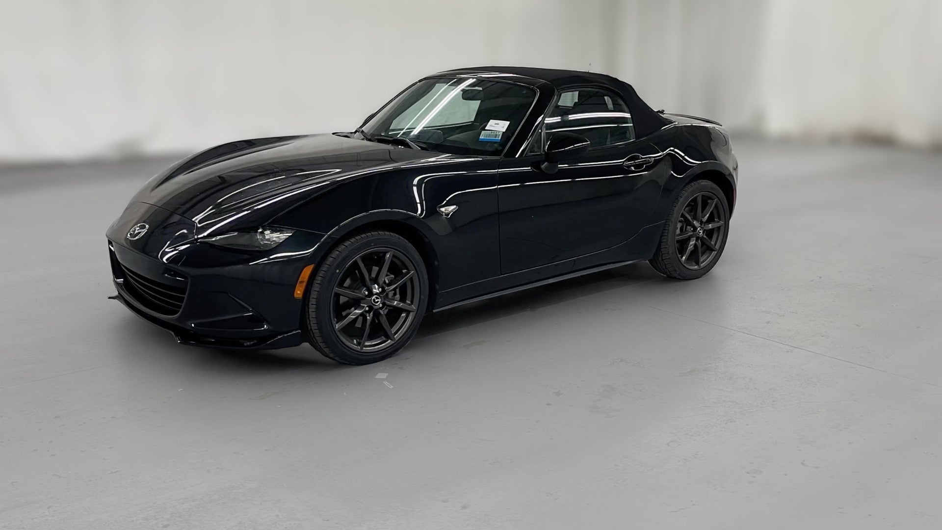 2016 MAZDA MX-5 Miata vehicle photo