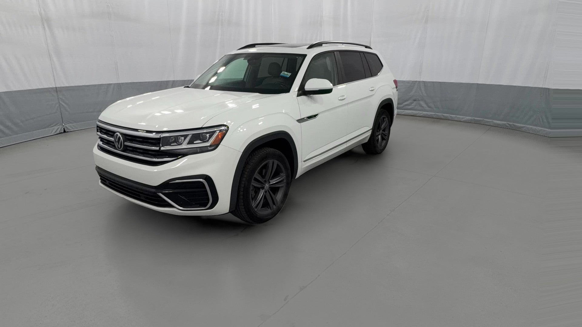 2021 Volkswagen Atlas vehicle photo