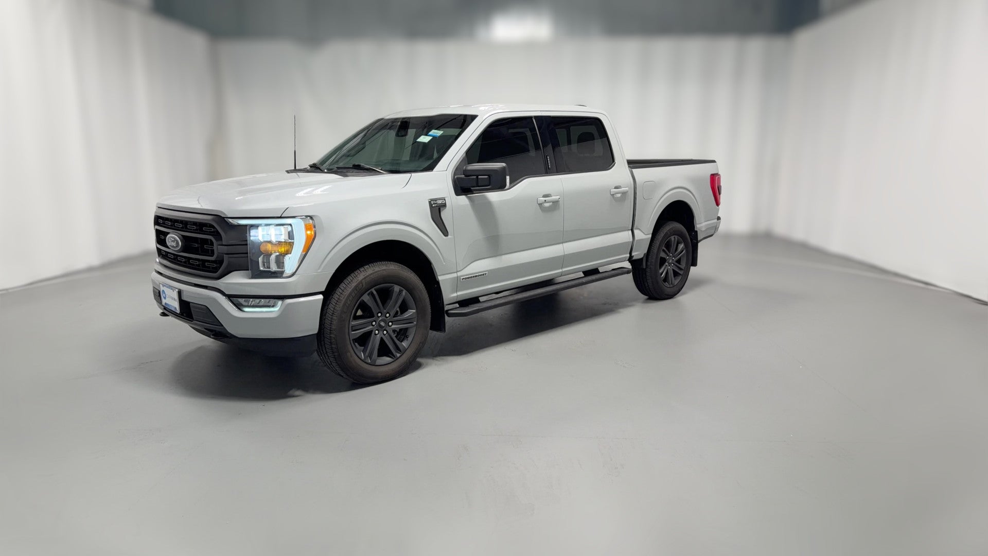 2023 Ford F150 SuperCrew Cab vehicle photo