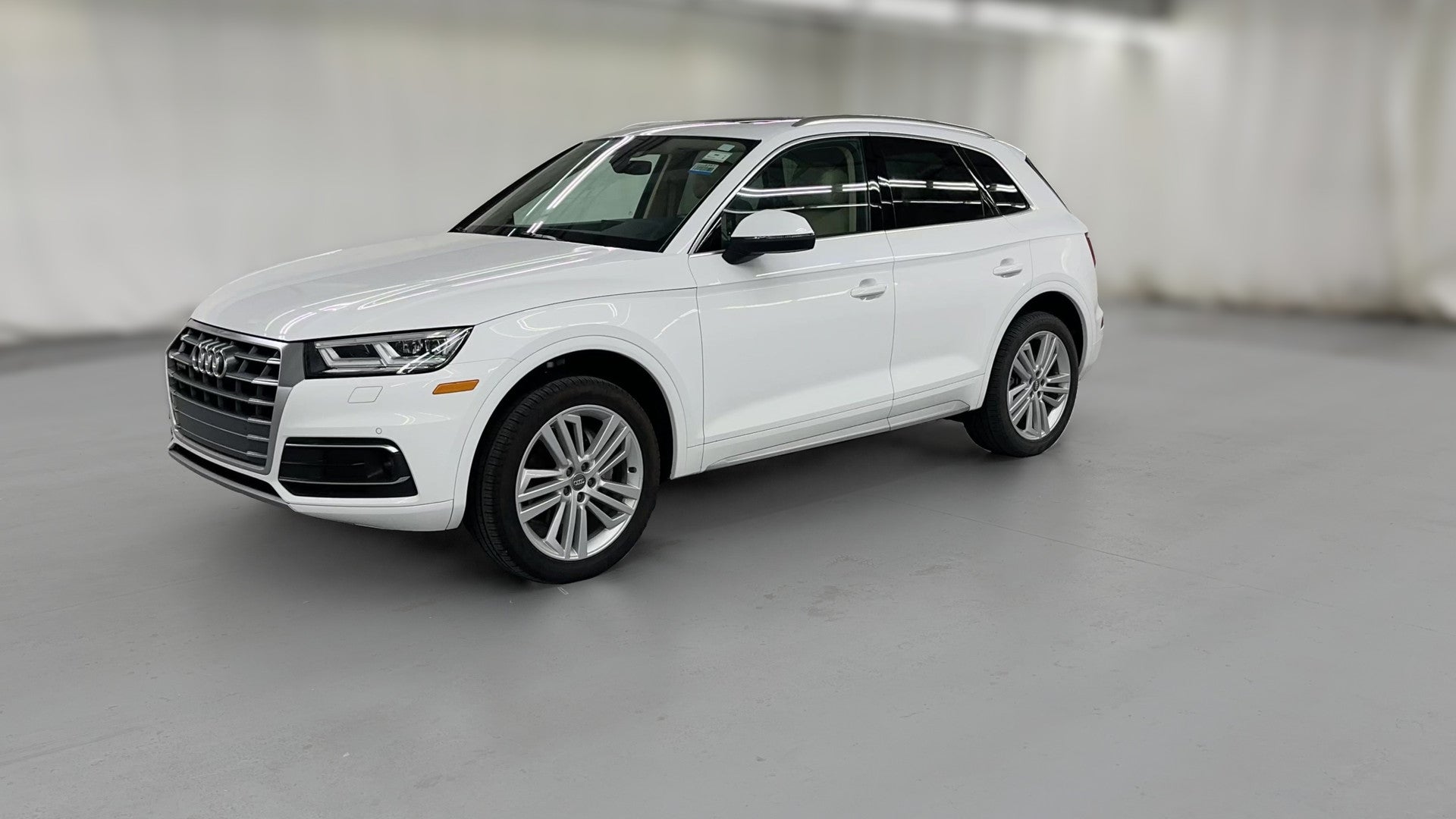 2020 Audi Q5 vehicle photo