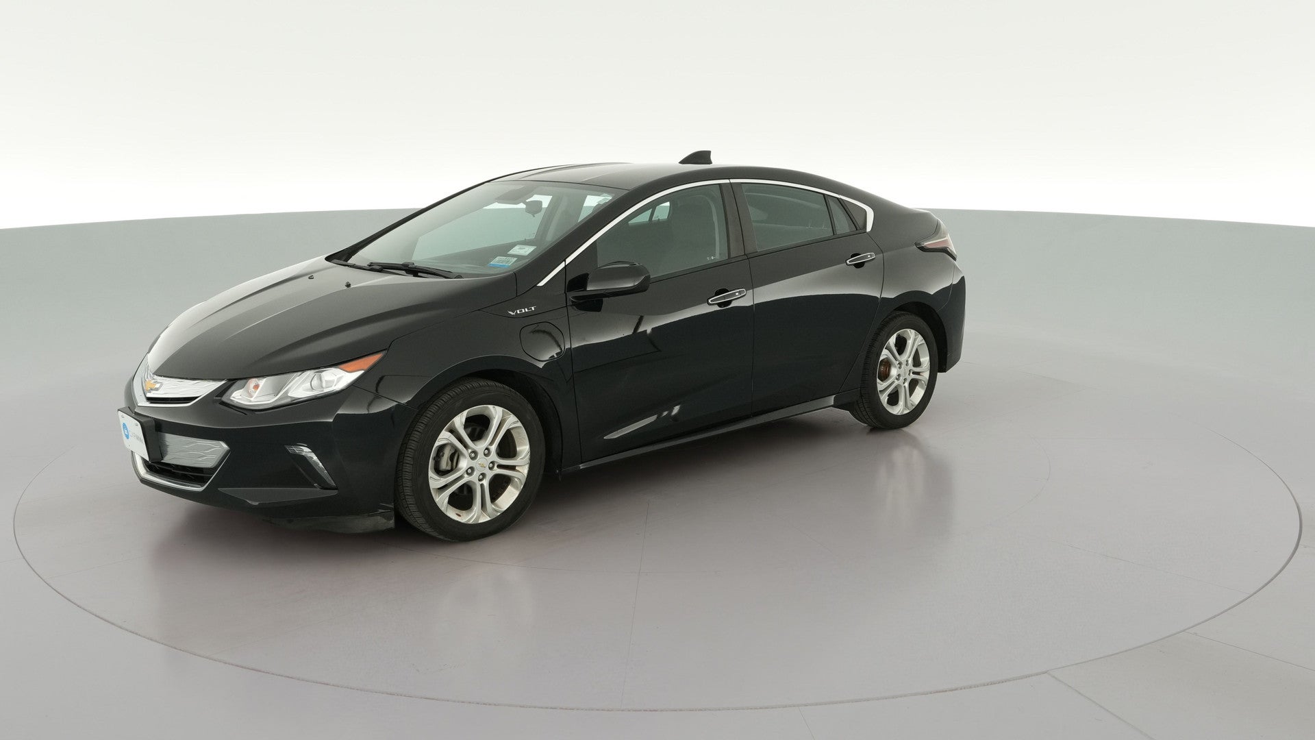 2018 Chevrolet Volt vehicle photo