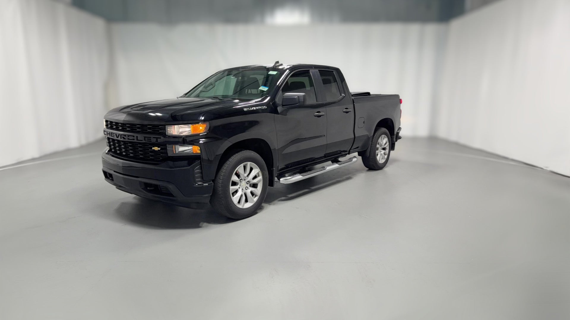 2019 Chevrolet Silverado 1500 Double Cab vehicle photo