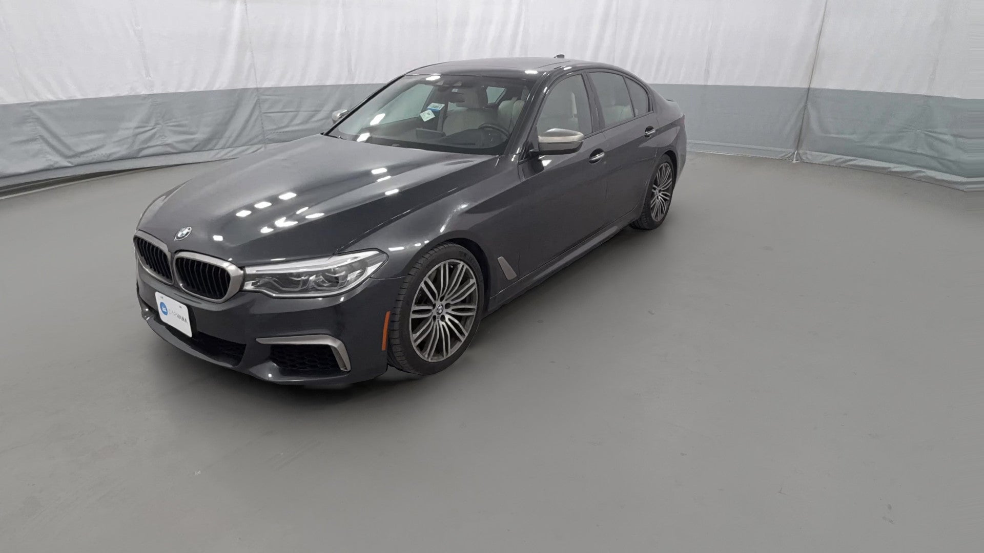 2018 BMW 5 Series vehicle photo