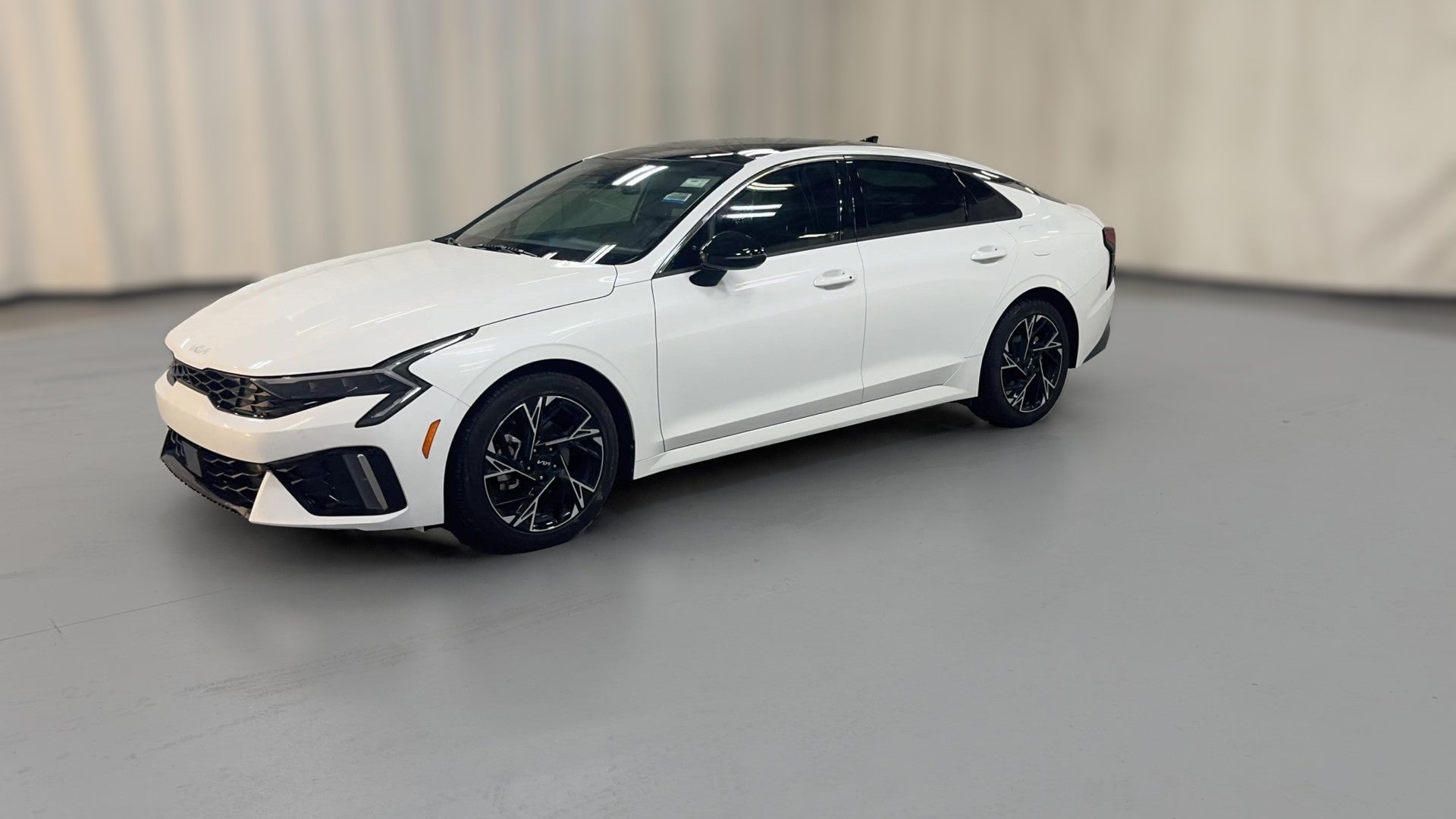2025 Kia K5 vehicle photo