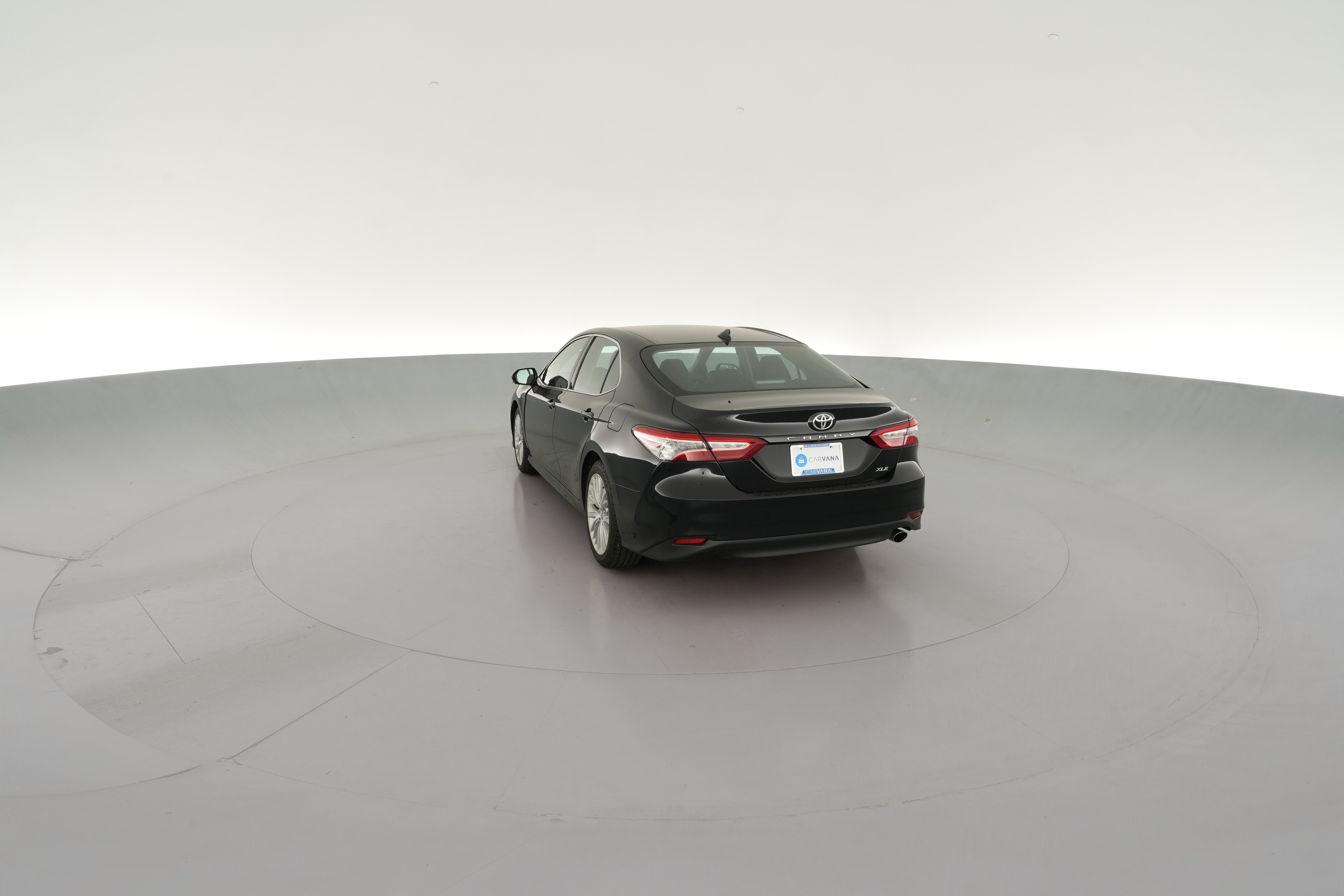 2019 Toyota Camry XLE - Photo 32