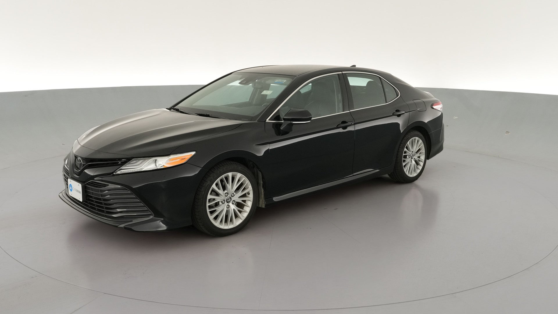 2019 Toyota Camry vehicle photo