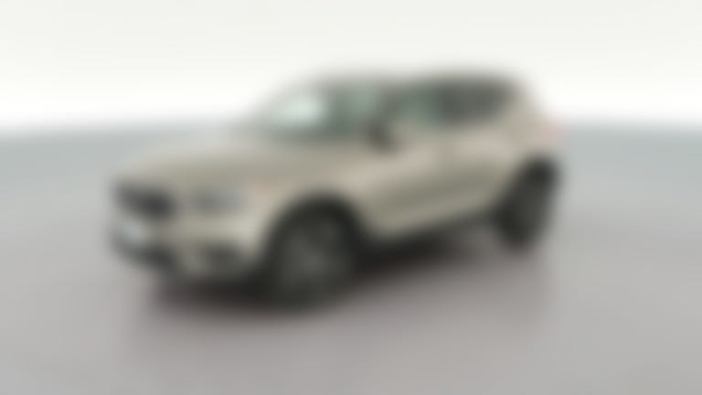 2020 Volvo XC40 vehicle photo