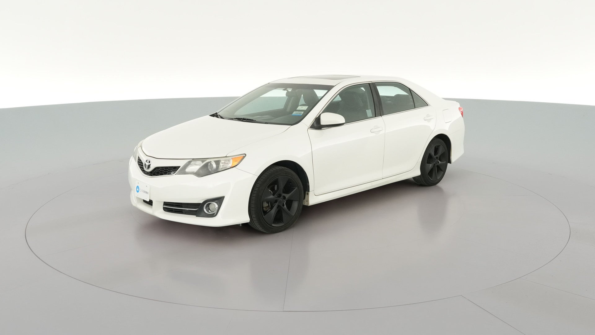 2014 Toyota Camry vehicle photo