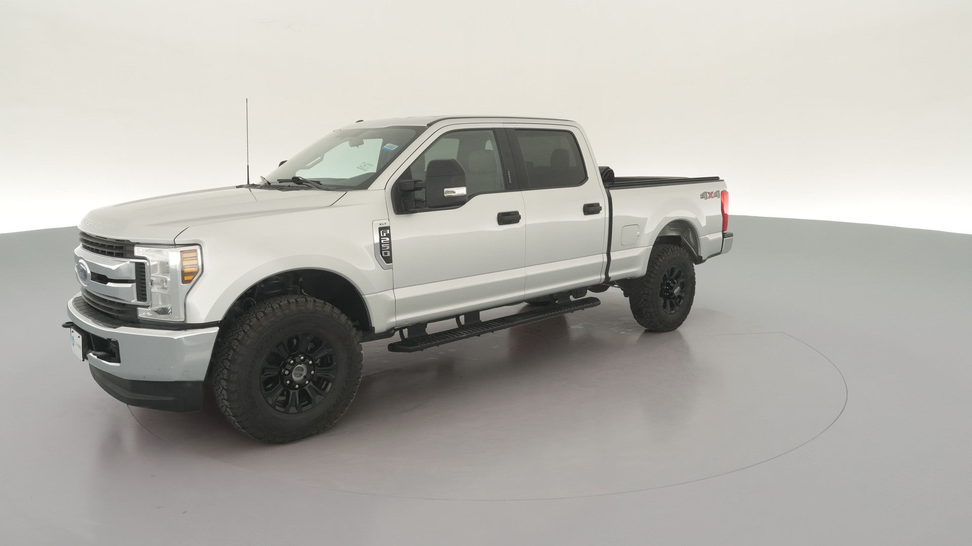 2018 Ford F250 Super Duty Crew Cab vehicle photo