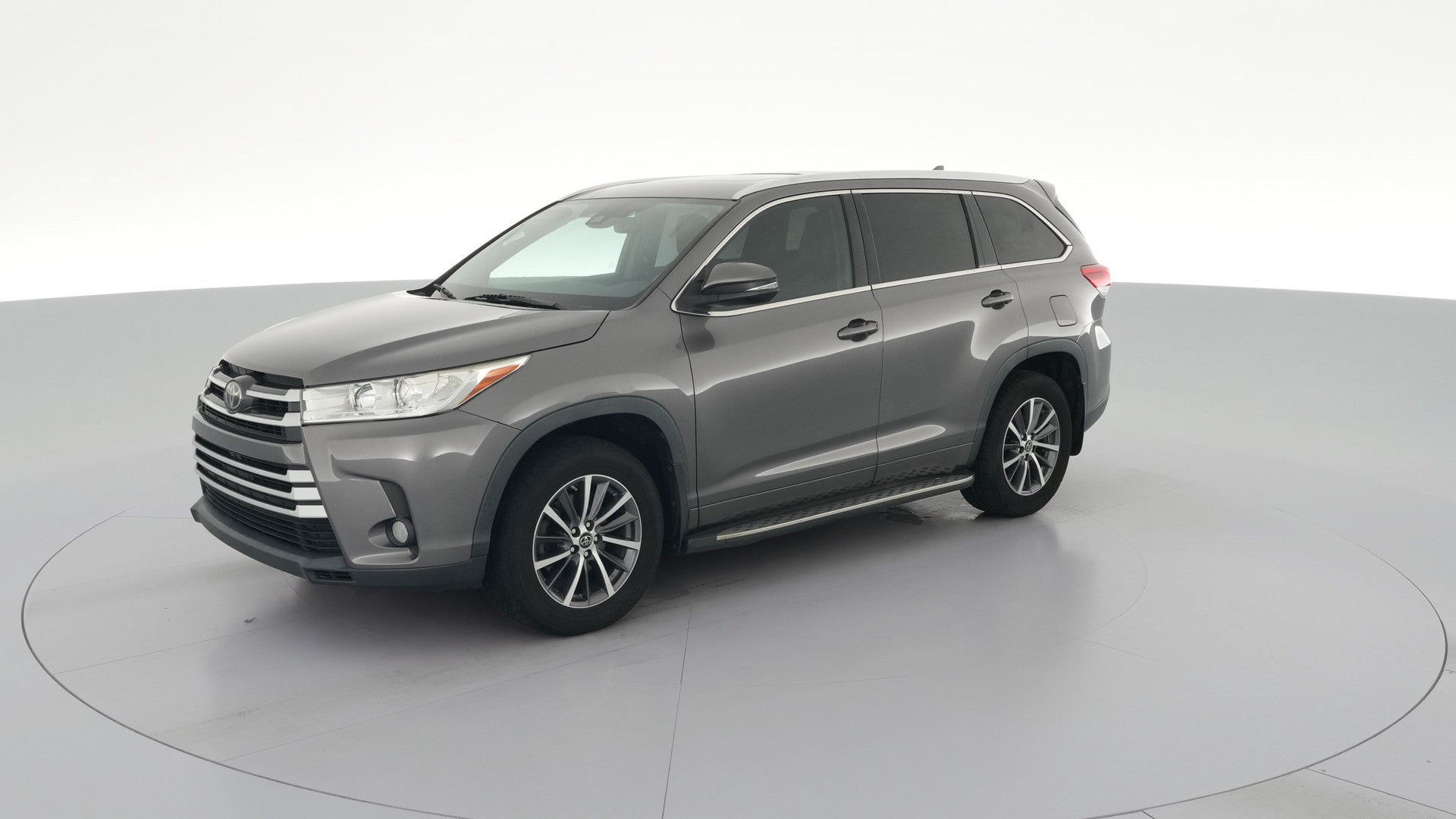 2018 Toyota Highlander vehicle photo