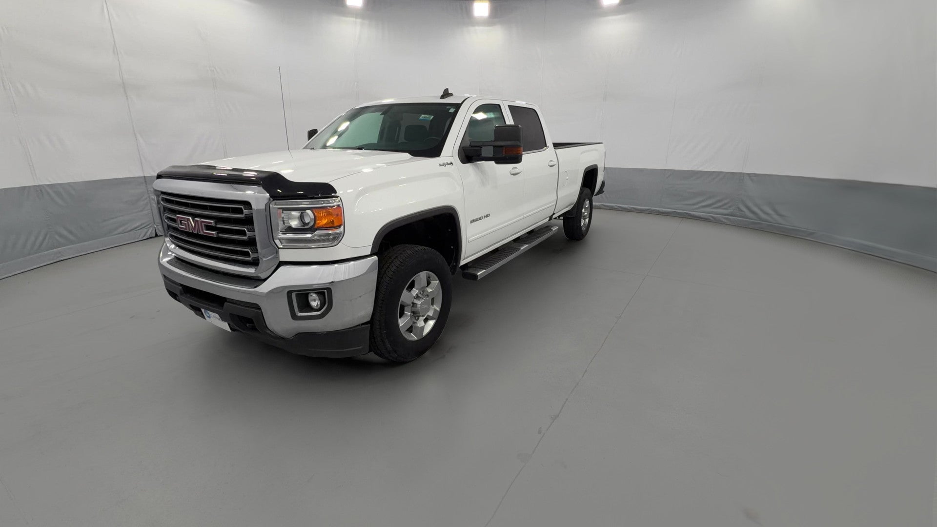 2018 GMC Sierra 2500 HD Crew Cab vehicle photo
