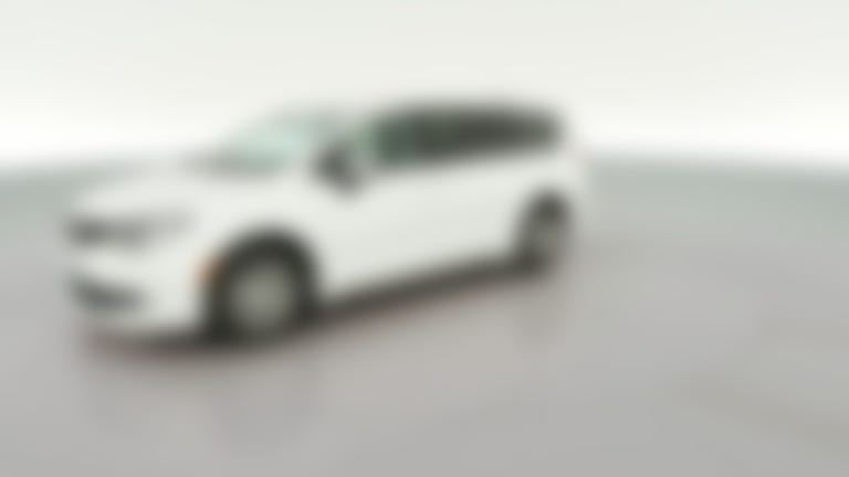 2023 Chrysler Voyager vehicle photo