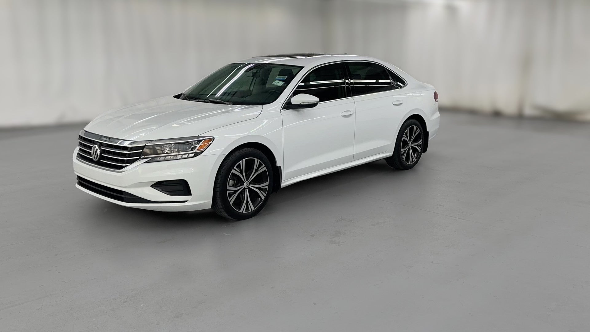 2022 Volkswagen Passat vehicle photo