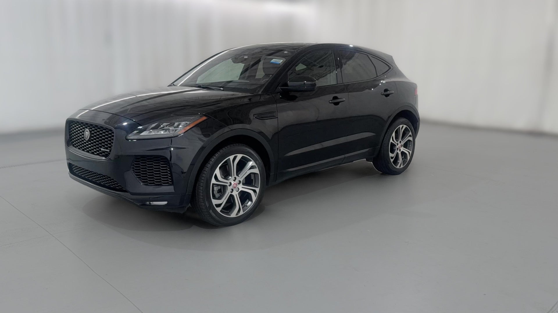 2018 Jaguar E-PACE vehicle photo