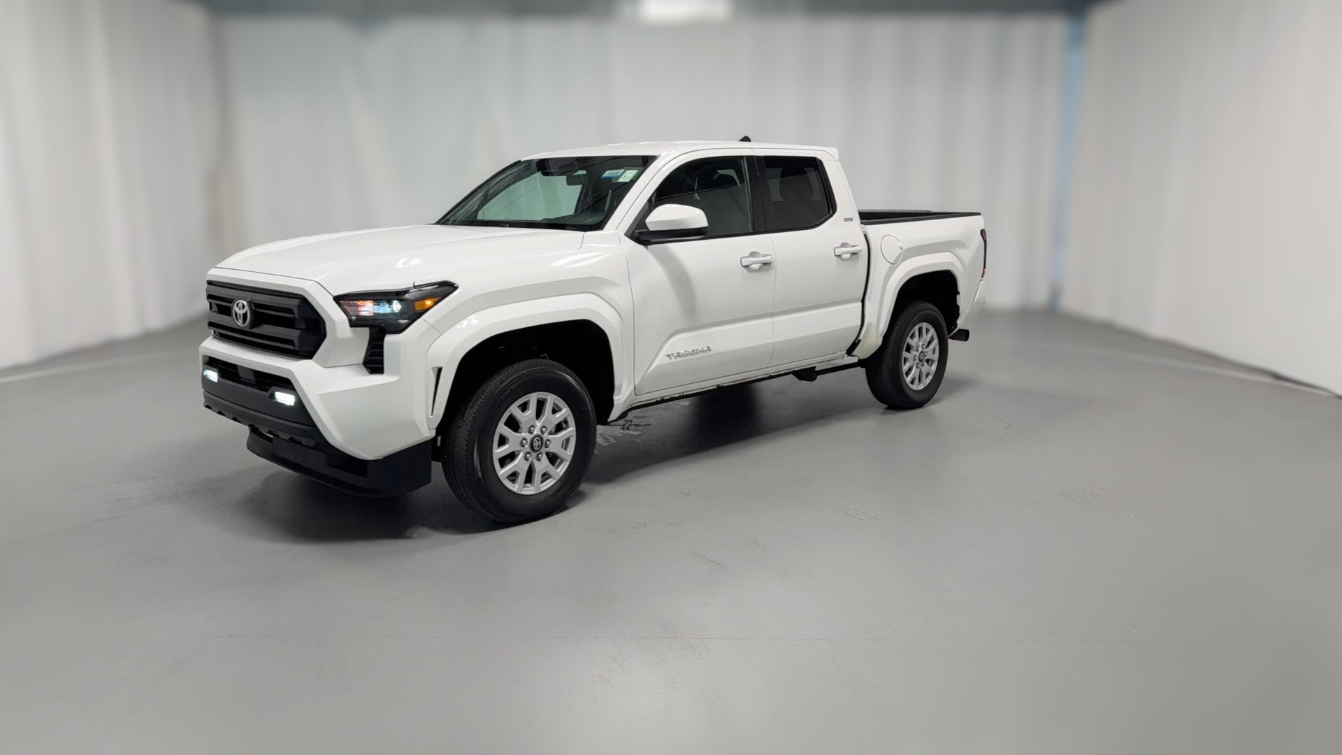 2025 Toyota Tacoma Double Cab vehicle photo