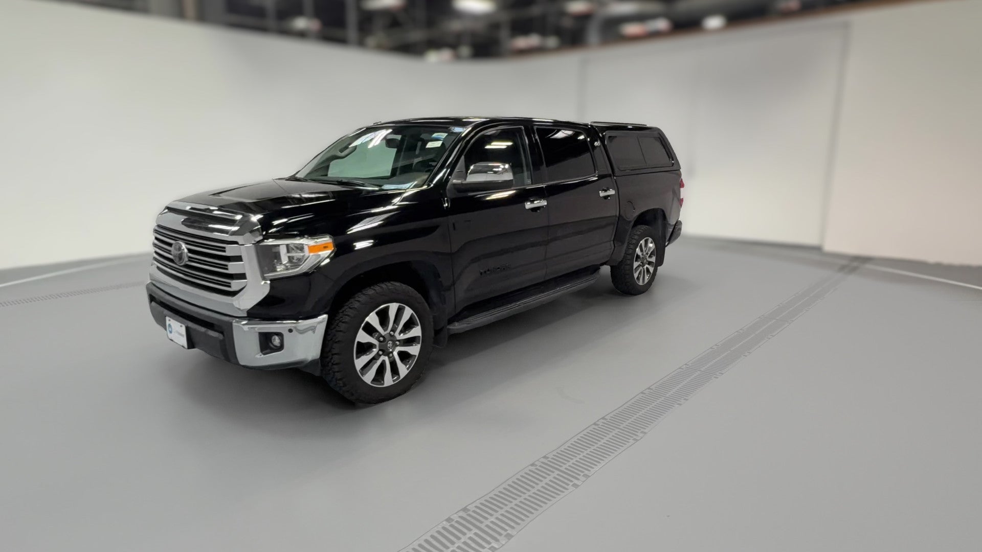 2019 Toyota Tundra CrewMax vehicle photo