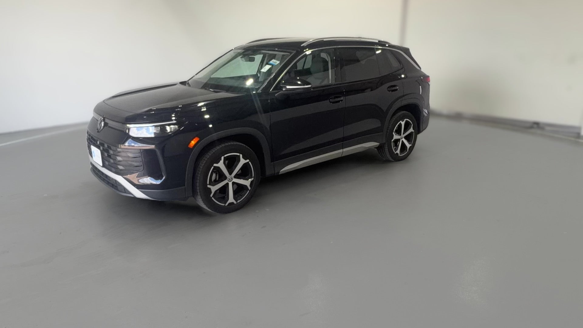 2026 Volkswagen Tiguan vehicle photo