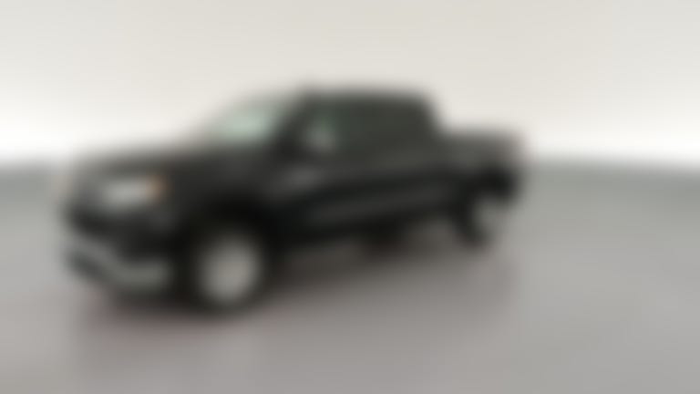 2025 Chevrolet Silverado 1500 Crew Cab vehicle photo