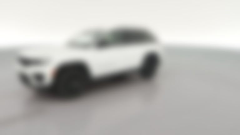2025 Jeep Grand Cherokee vehicle photo