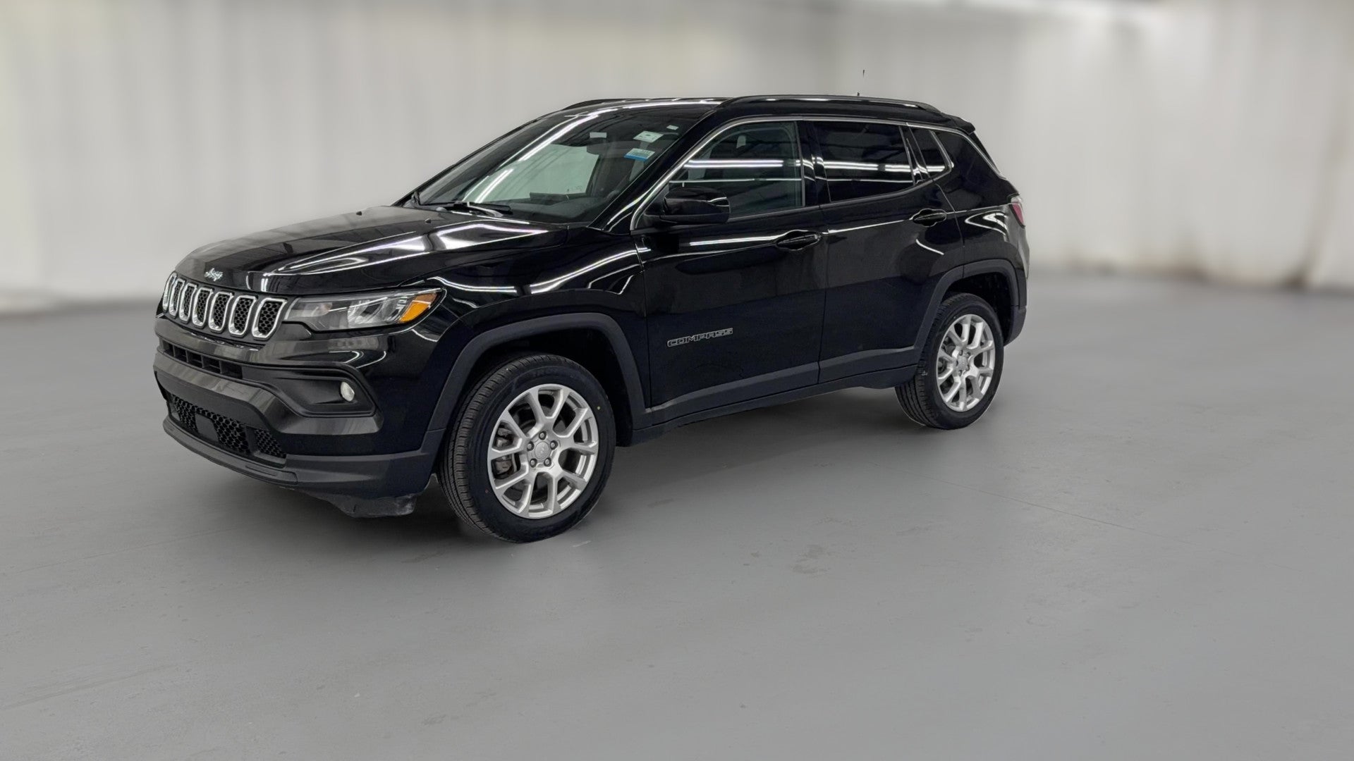 2023 Jeep Compass vehicle photo