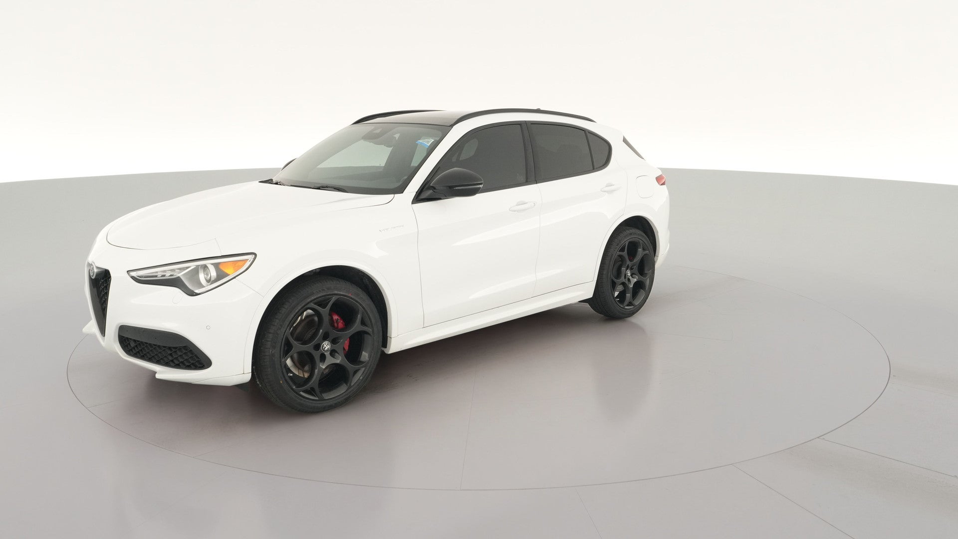 2022 Alfa Romeo Stelvio vehicle photo