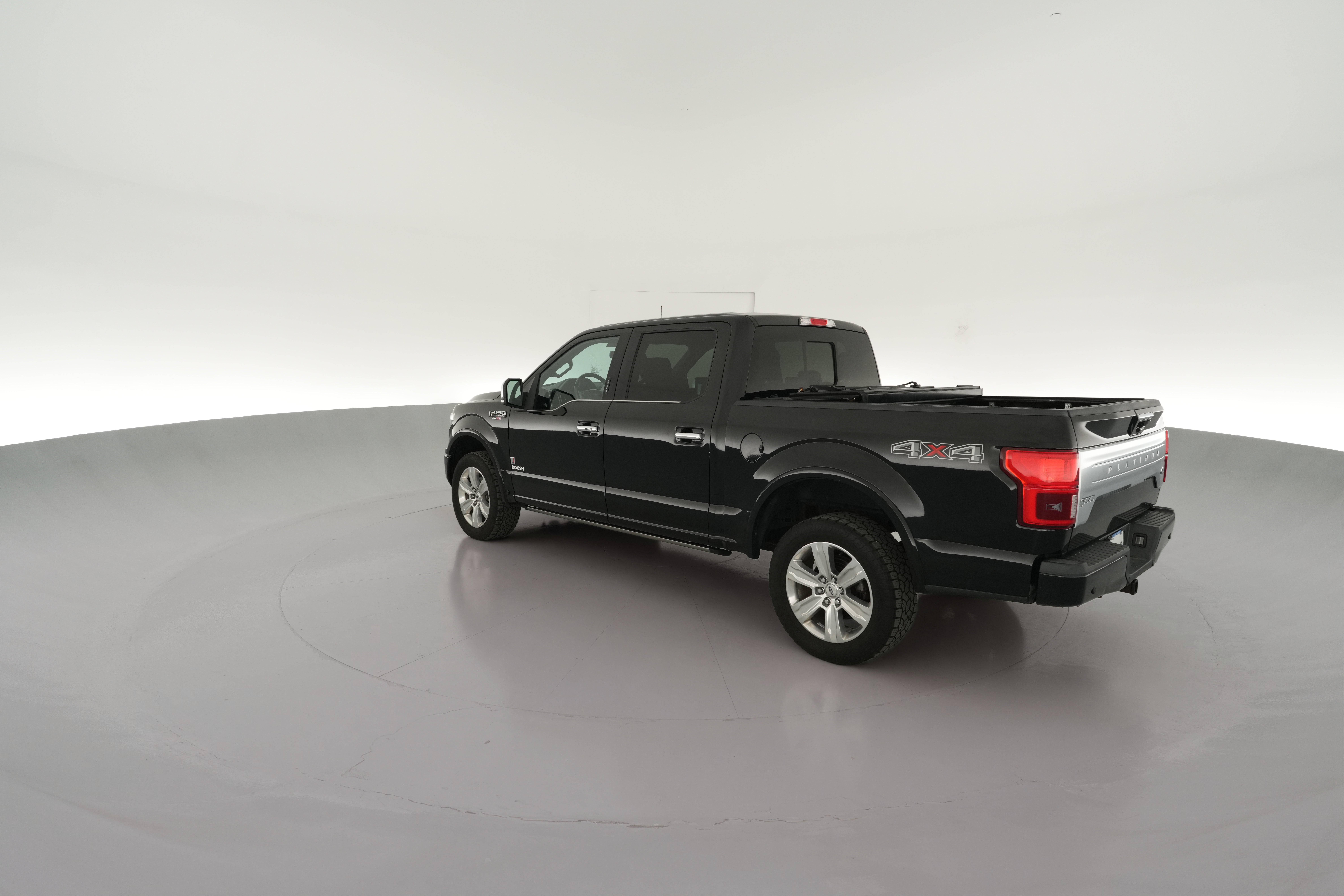 2018 Ford F-150 Platinum - Photo 35