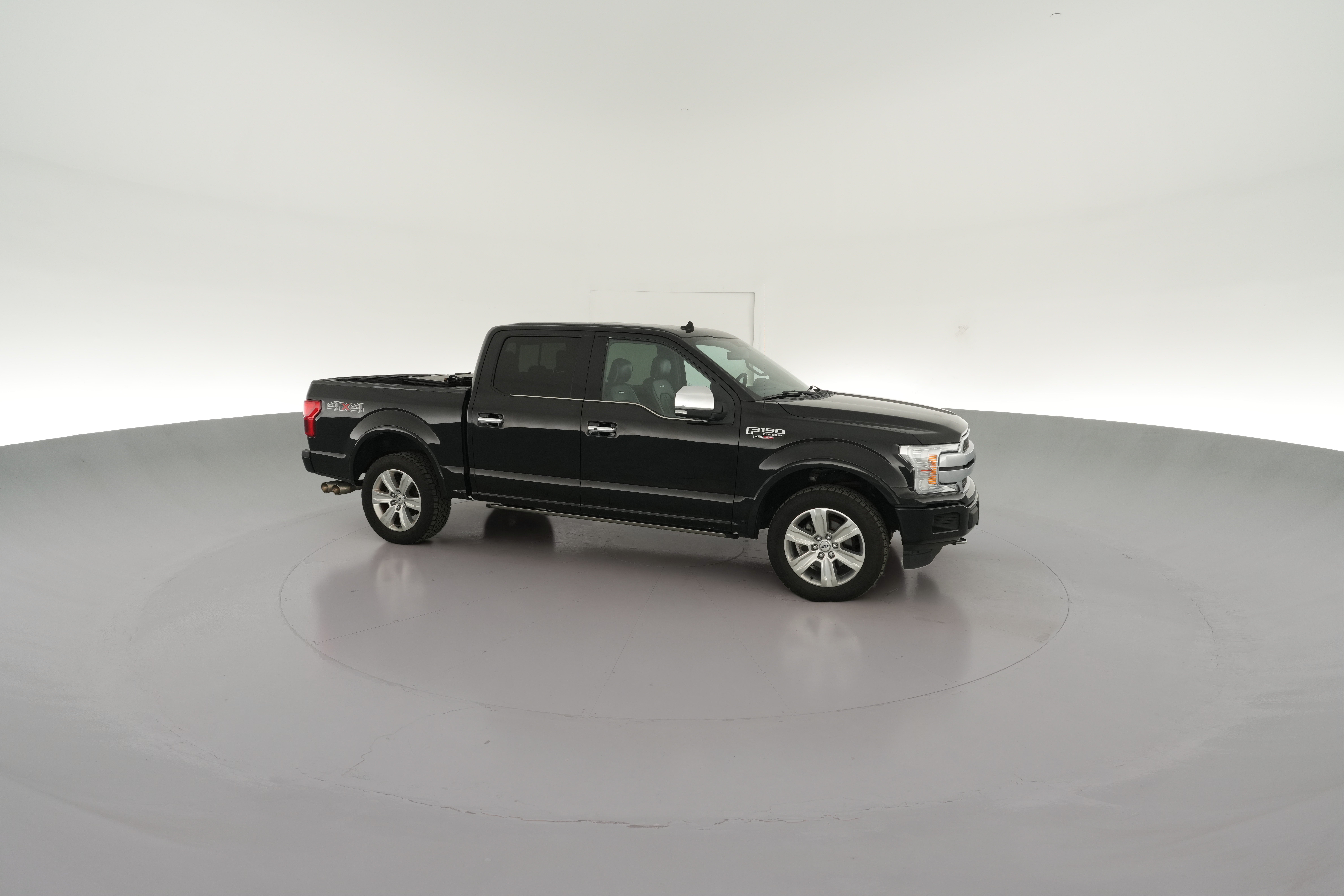 2018 Ford F-150 Platinum - Photo 42