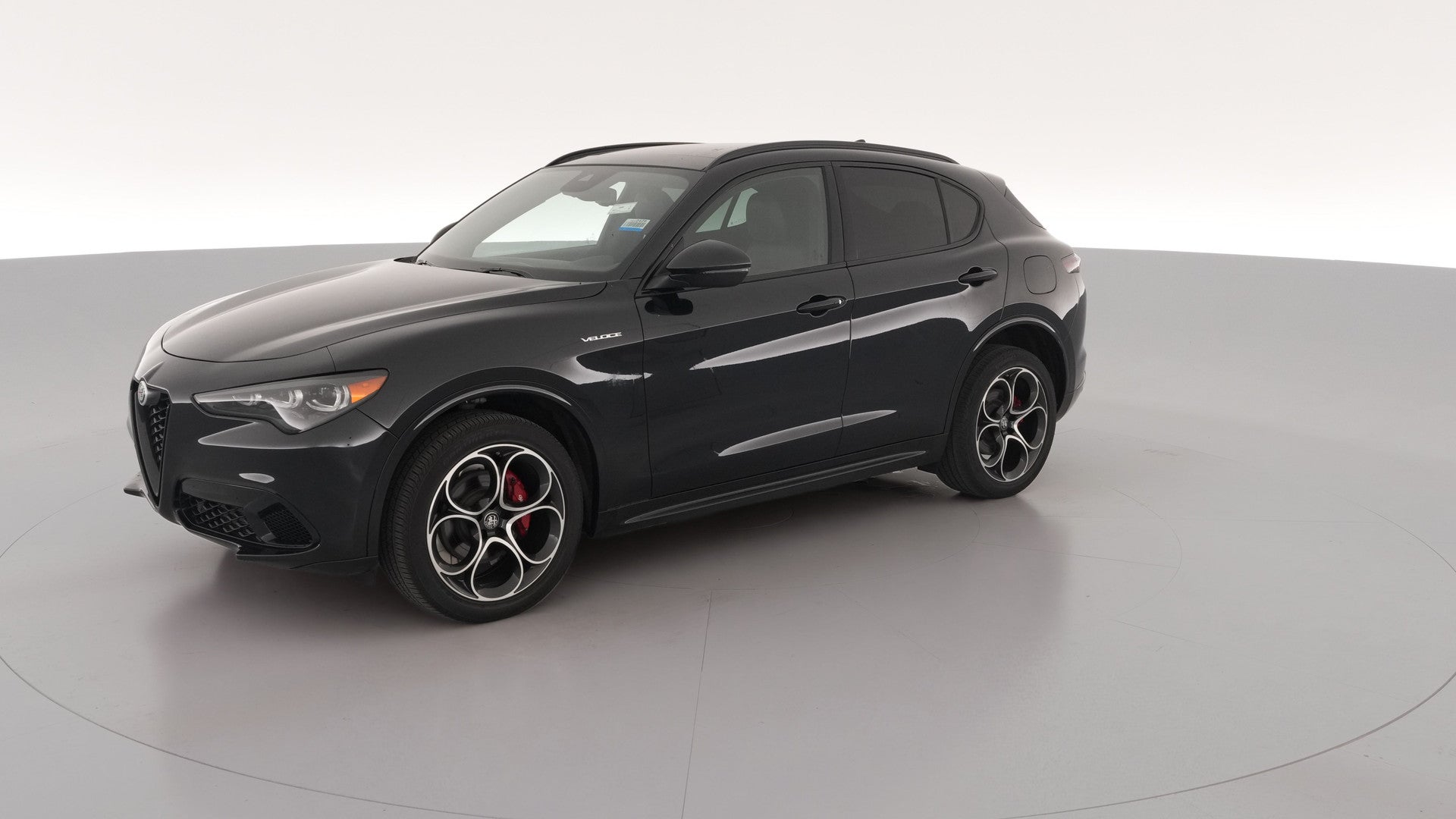 2024 Alfa Romeo Stelvio vehicle photo
