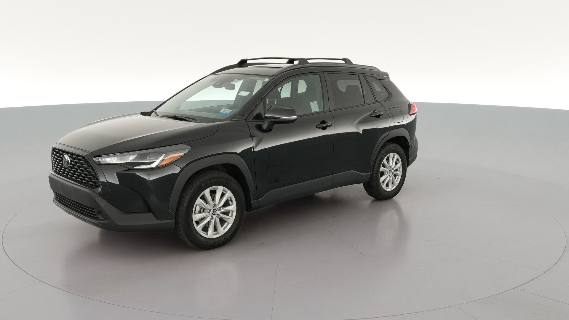 2022 Toyota Corolla Cross vehicle photo