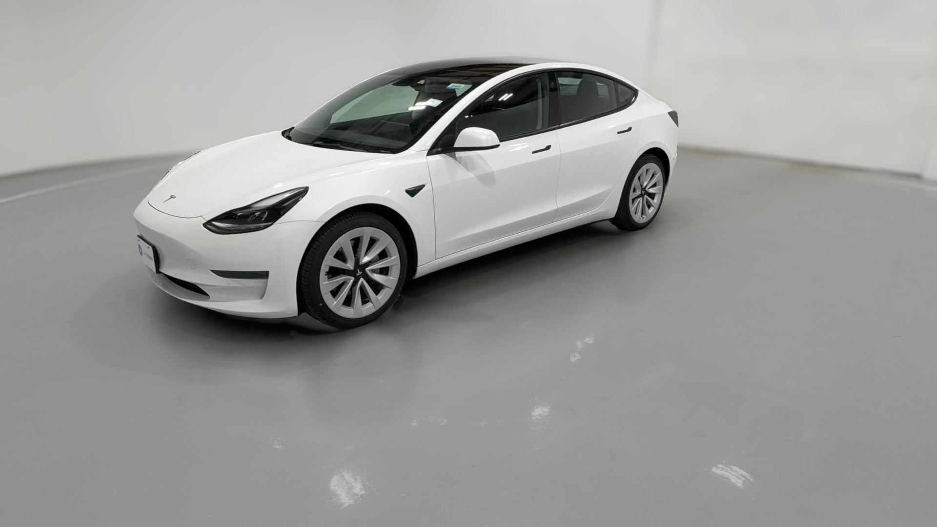 2022 Tesla Model 3 vehicle photo
