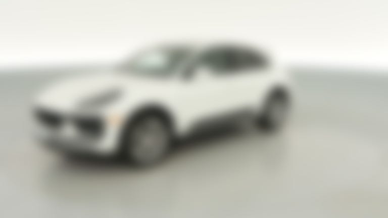2024 Porsche Macan vehicle photo