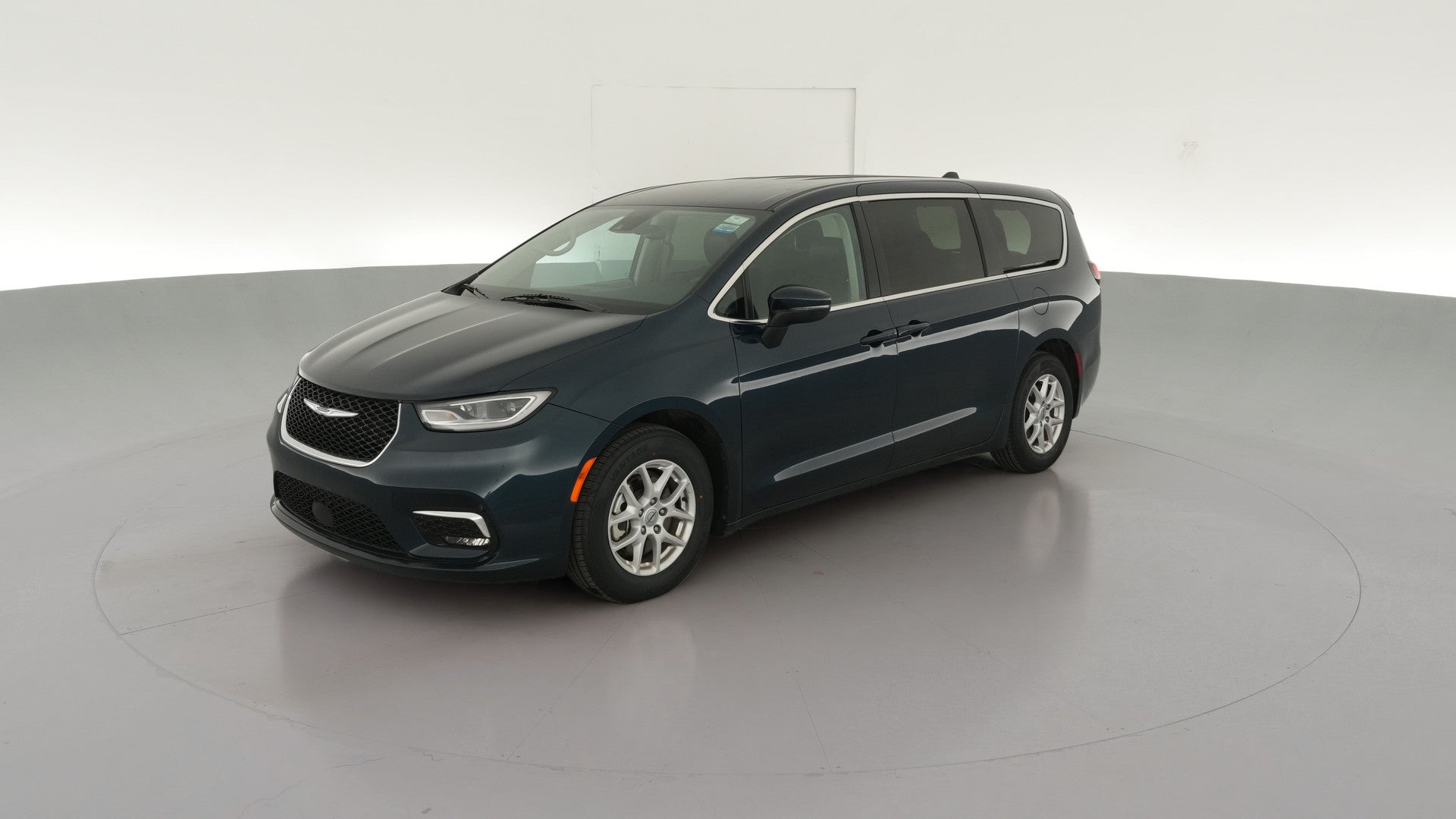 2023 Chrysler Pacifica vehicle photo
