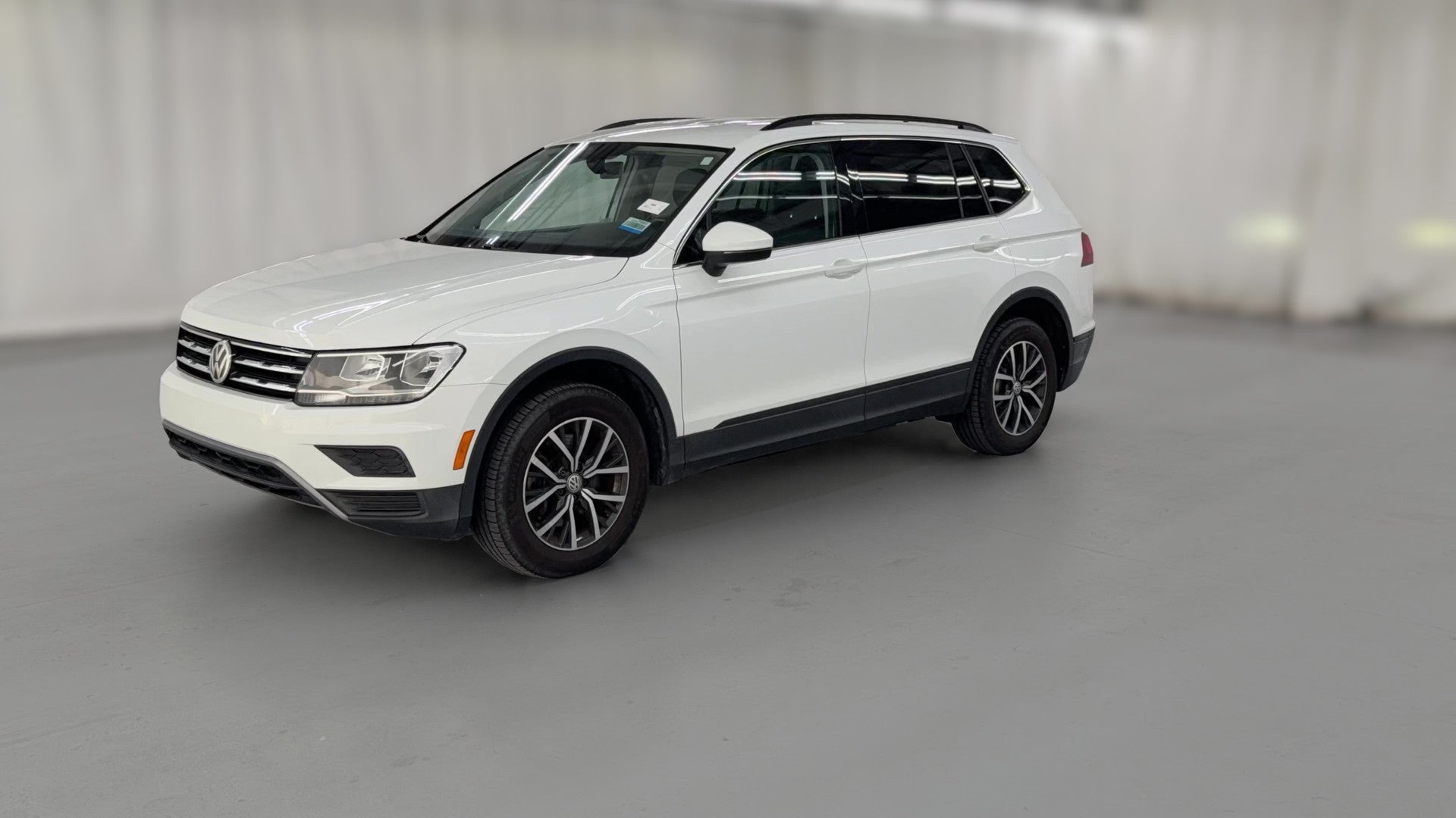 2019 Volkswagen Tiguan vehicle photo