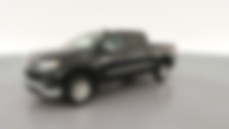 2025 Chevrolet Silverado 1500 Crew Cab vehicle photo