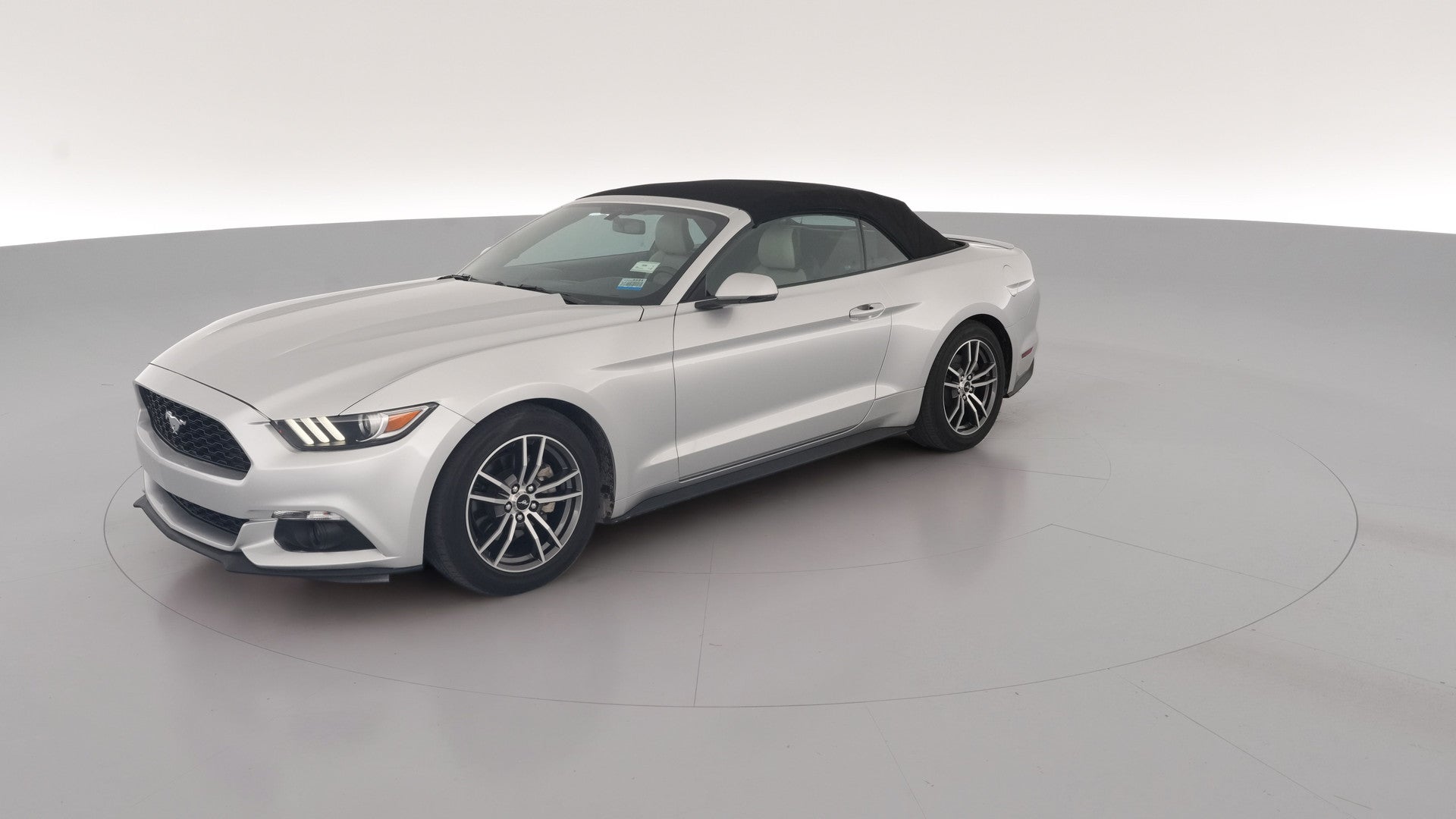 2017 Ford Mustang vehicle photo