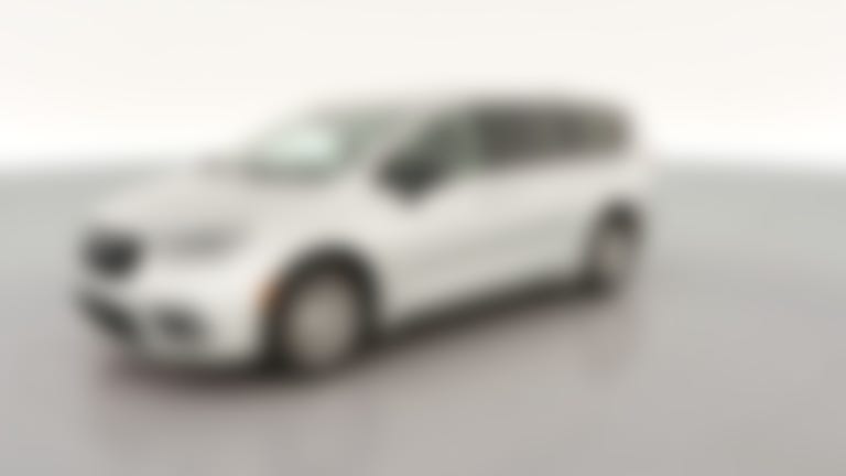 2024 Chrysler Pacifica vehicle photo
