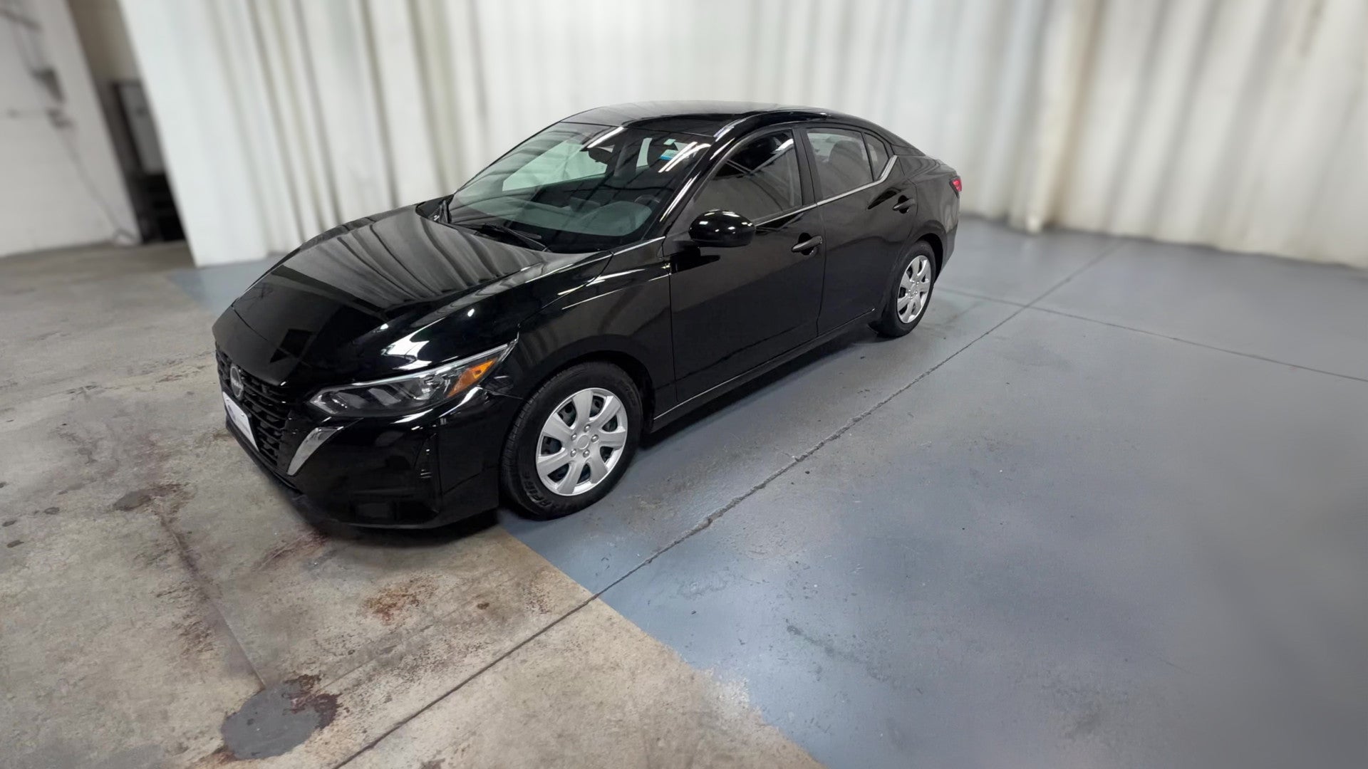 2025 Nissan Sentra vehicle photo