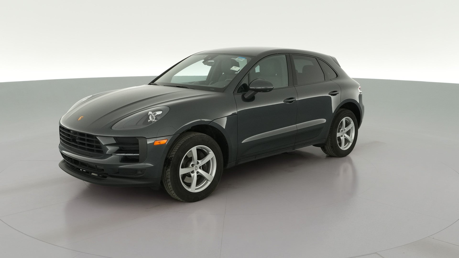 2020 Porsche Macan vehicle photo