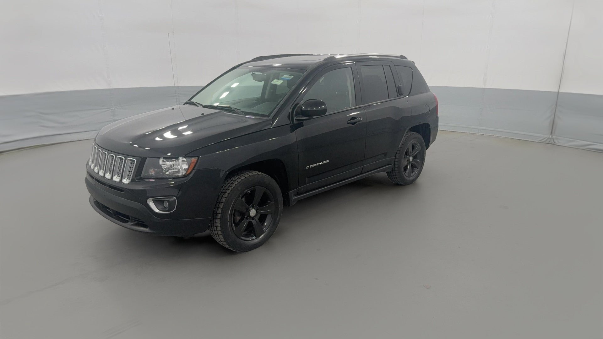2016 Jeep Compass vehicle photo